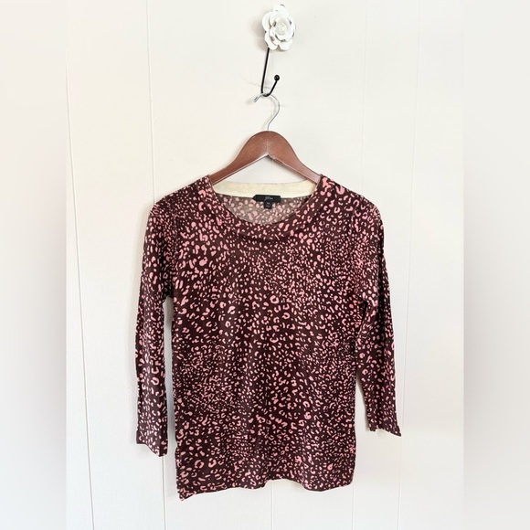 J. Crew Sweaters - J Crew brown pink 100% wool tippi crewneck sweater size XS